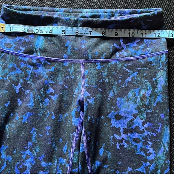 Lululemon - Picture 6 of 9